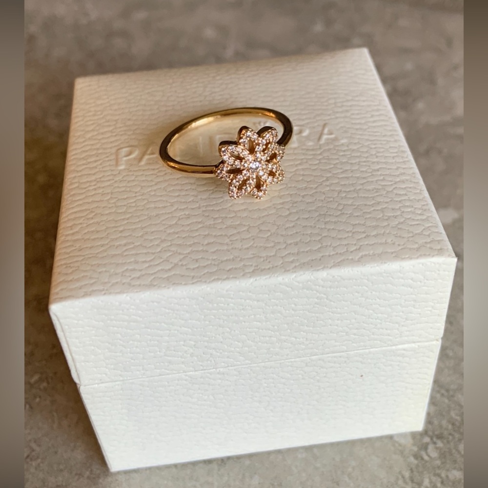 Pandora 14k Yellow Gold Lace Botanique Ring